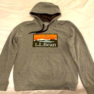 LL Bean Mens Graphic Sweatshirt - Size S